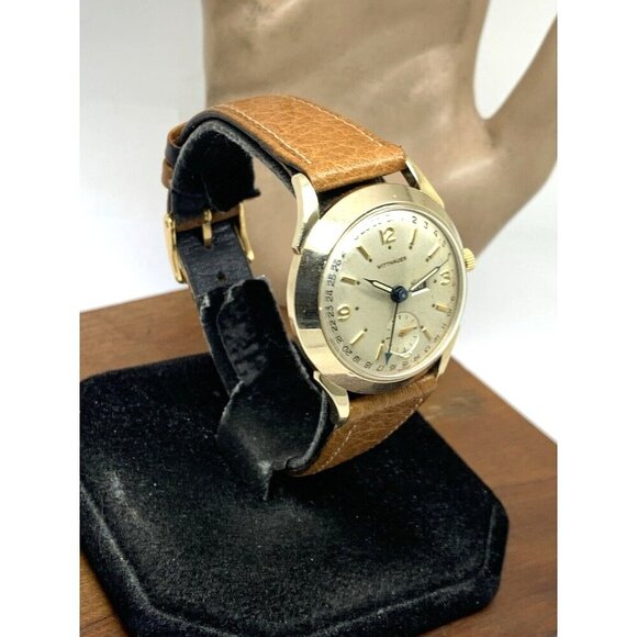 Wittnauer Men's Watch 2101 Vintage Swiss Hand Wind Day Date 33mm Leather Strap - Picture 2 of 16